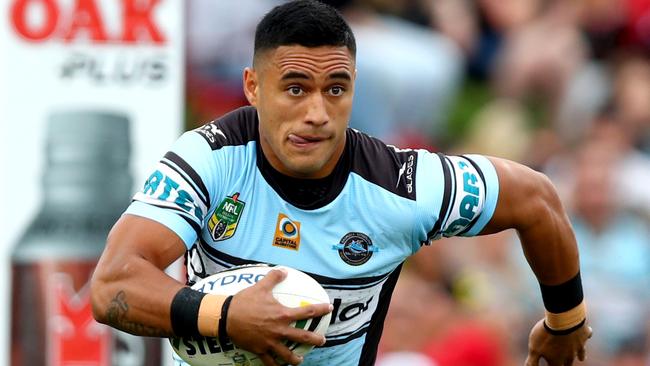 NRL 2018: Valentine Holmes to wing for Cronulla vs St George