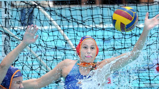 North Brisbane Polo Bears goalie Horatia Schlect Water Polo Queensland Premier League. Sunday October 31, 2021. Picture, John Gass