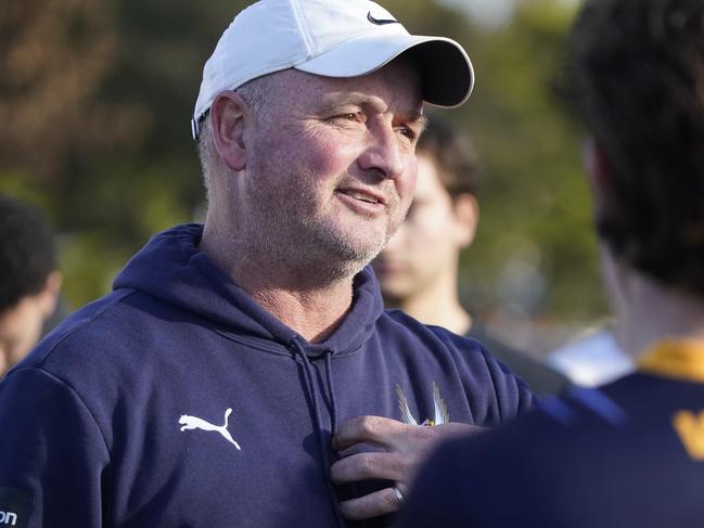 VAFA football: Mazenod v Parkdale Vultures at Central Reserve (North). Parkdale Vultures coach addressing players. Picture: Valeriu Campan