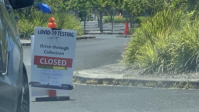 Cars queue at the Cavanbah Centre testing clinic in Byron Bay. Picture: Liana Walker