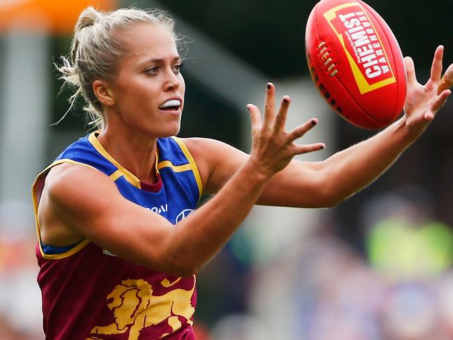 GOLD COAST, AUSTRALIA - MARCH 25:  Kaitlyn Ashmore of the Lions runs with the ball during the AFL Women's Grand Final between the Brisbane Lions and the Adelaide Crows on March 25, 2017 in Gold Coast, Australia.  (Photo by Jason O'Brien/Getty Images)