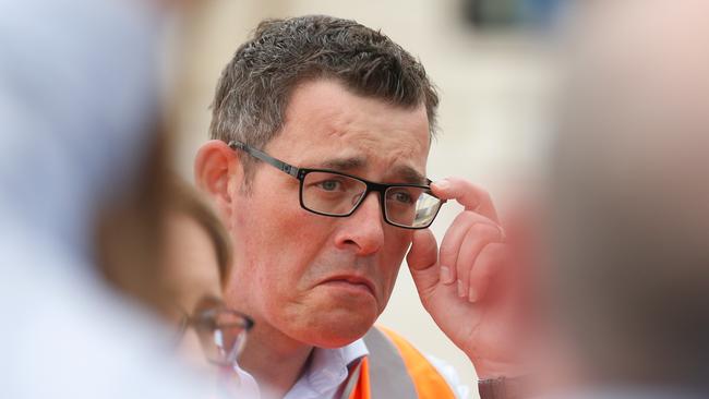 Victorian Premier Daniel Andrews speaks to the media during a rail announcement at Dandenong Train station in Melbourne, Monday, November 5, 2018. (AAP Image/Valeriu Campan) NO ARCHIVING