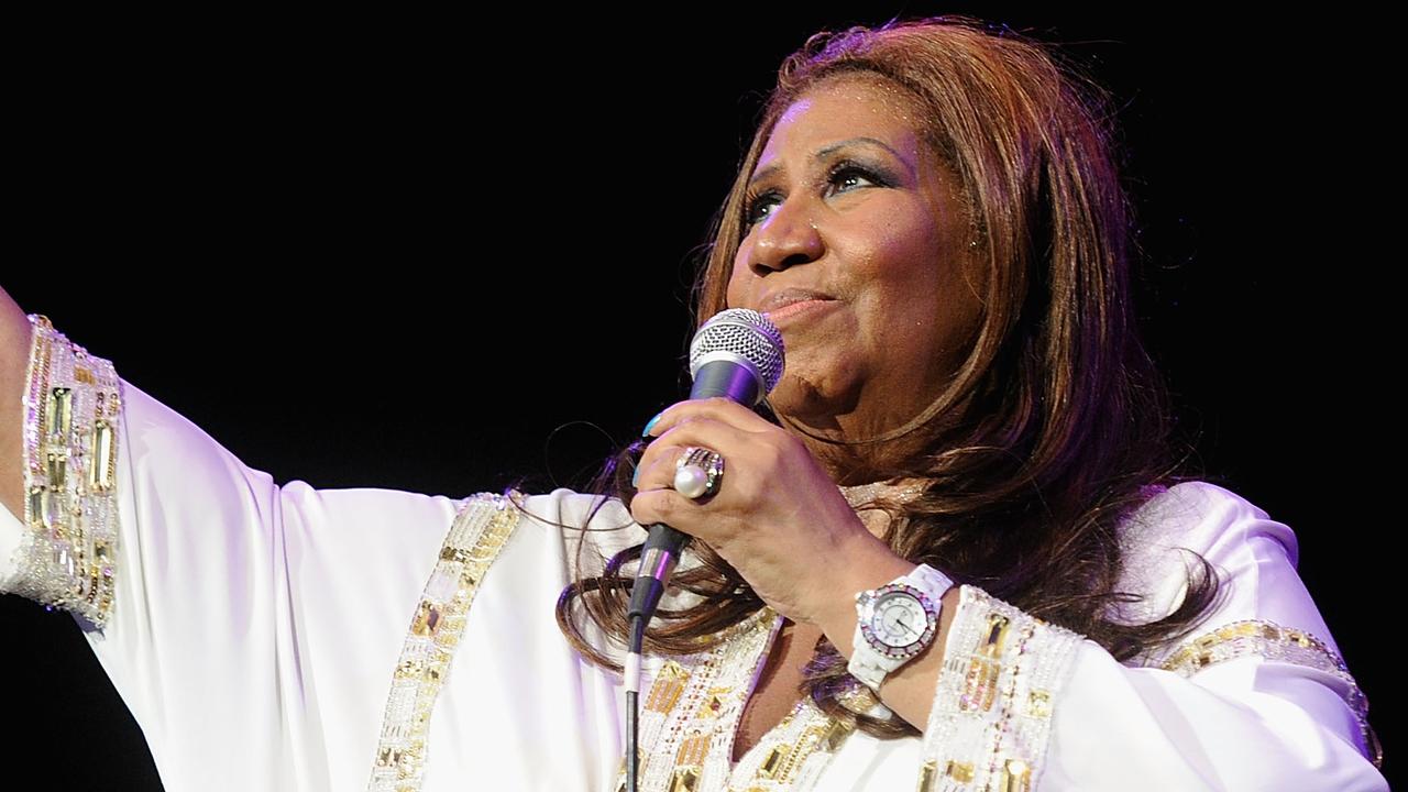 Aretha Franklin dead at 76 Tributes flow for iconic singer The