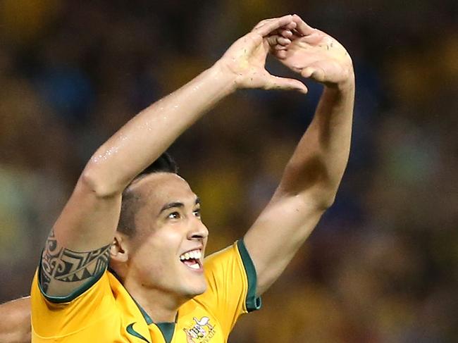 NEWCASTLE, AUSTRALIA - JANUARY 27: Jason Davidson and Mark Milligan of Australia celebrate a goal during the Asian Cup Semi Final match between the Australian Socceroos and the United Arab Emirates at Hunter Stadium on January 27, 2015 in Newcastle, Australia. (Photo by Tony Feder/Getty Images) *** BESTPIX ***