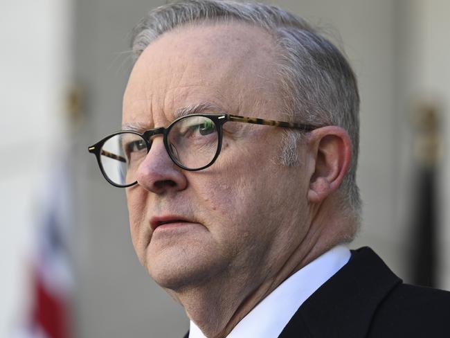 CANBERRA, Australia - NewsWire Photos - September 16, 2024: Prime Minister Anthony Albanese and Minister for Housing and Homelessness, Clare O'Neil hold a press conference at Parliament House in Canberra. Picture: NewsWire / Martin Ollman