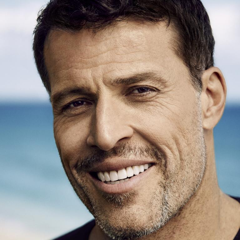 It appears life coach Tony Robbins has also dined and dashed.