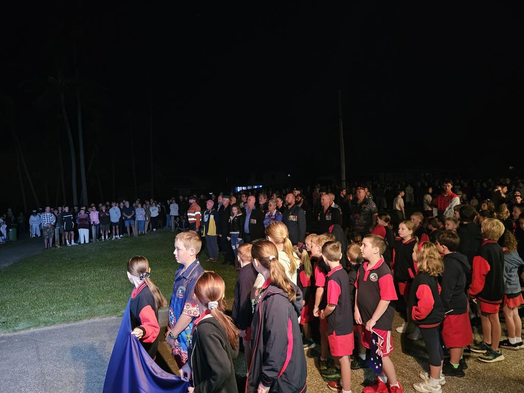 The crowd at the Half Tide Dawn Service at Hay Point. Mackay Anzac Day 2025. Photo: Janessa Ekert