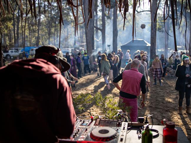 Scenes from a COVID-safe rave held in the Central Highlands in Tasmania, near Ouse, Re:Pulse, Lake Repulse. Photos by Visuals by Richard, Richard Tebb.