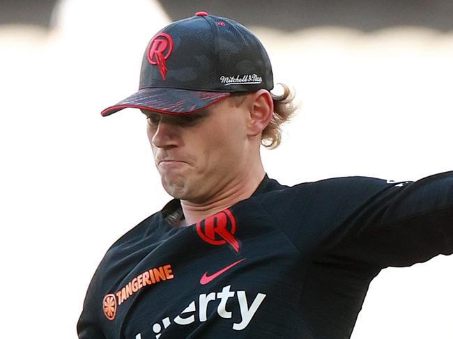 MELBOURNE, AUSTRALIA - JANUARY 02: Jake Fraser-McGurk of the Renegades warms up during the BBL match between Melbourne Renegades and Adelaide Strikers at Marvel Stadium, on January 02, 2025, in Melbourne, Australia. (Photo by Kelly Defina/Getty Images)