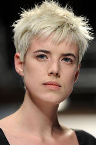 Agyness Deyn Haircut Model London Vogue Australia