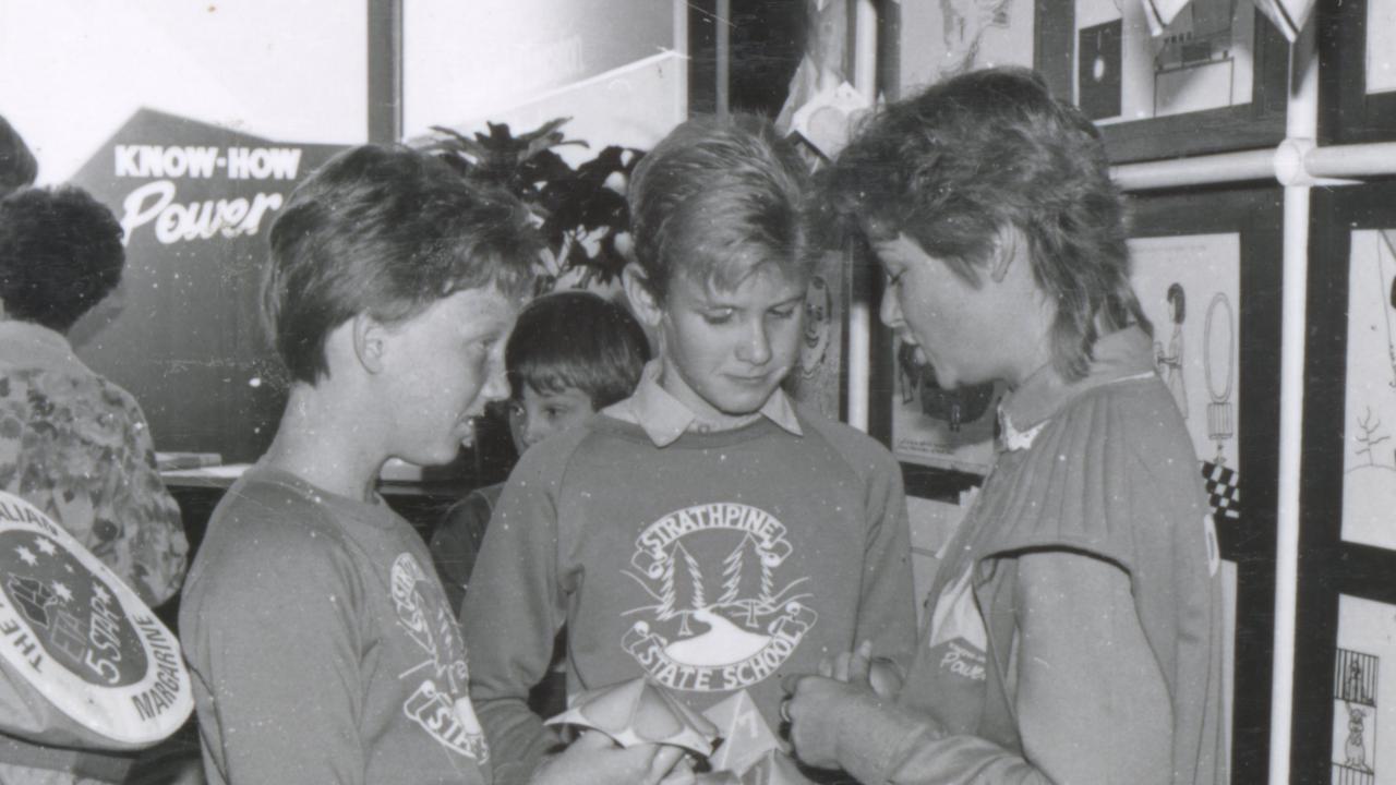 Photographs of Queensland schools in 1985-1990 released by State