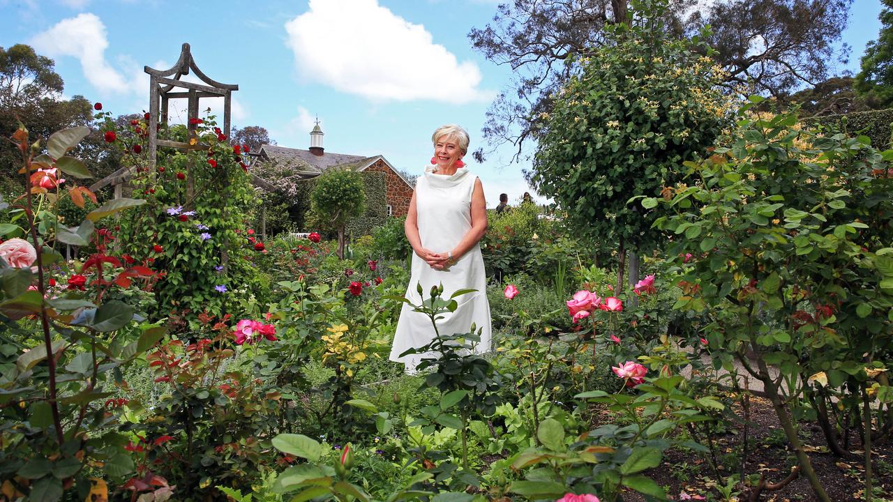 Dame Elisabeth Murdoch S Garden At