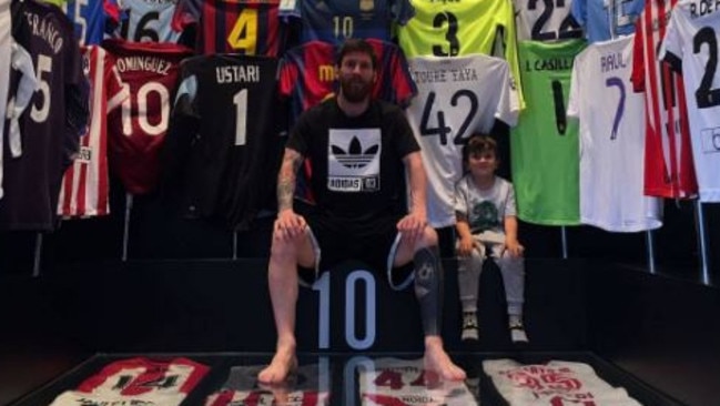 Impressive Footballers' Shirt Collection - Footy Headlines