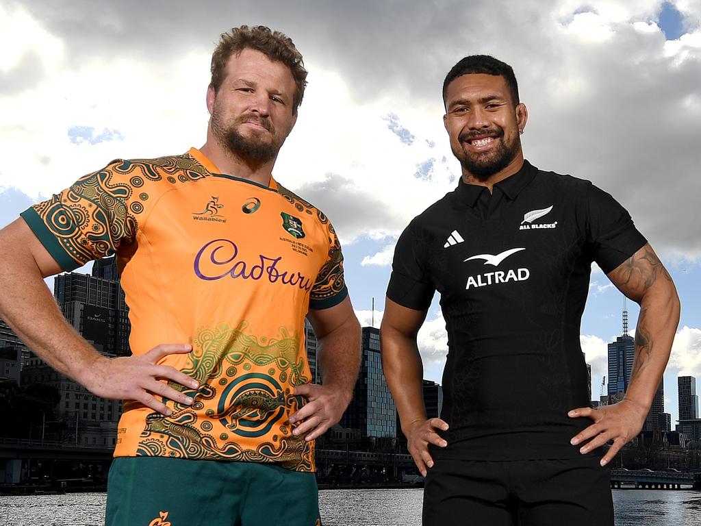 MELBOURNE, AUSTRALIA - JULY 28: James Slipper of the Wallabies and Ardie Savea of the All Blacks pose during a Bledisloe Cup Media Opportunity at Southbank on July 28, 2023 in Melbourne, Australia. (Photo by Morgan Hancock/Getty Images)