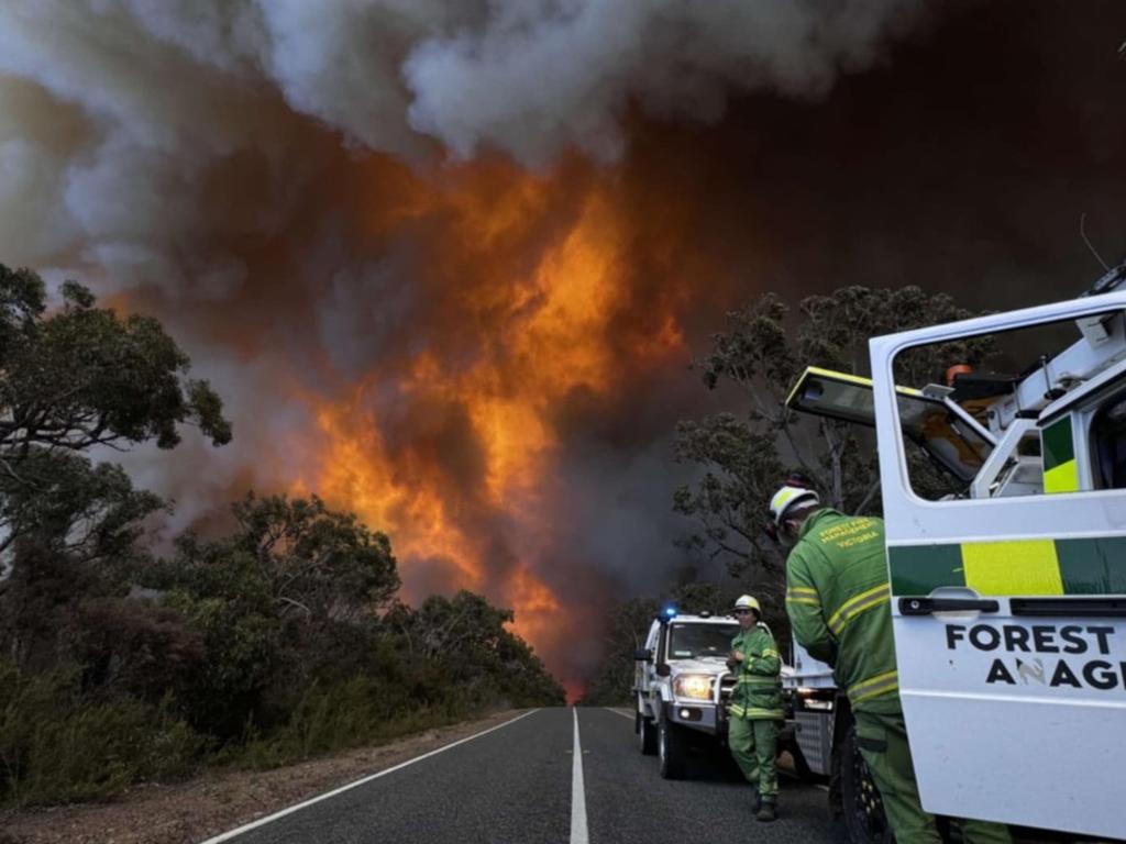 Residents in the Grampians remain on high alert as the bushfire rages. Picture: VicEmergency