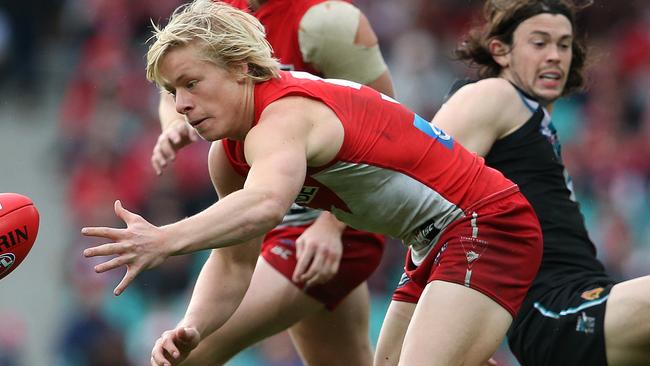 Isaac Heeney in action against Port Adelaide.