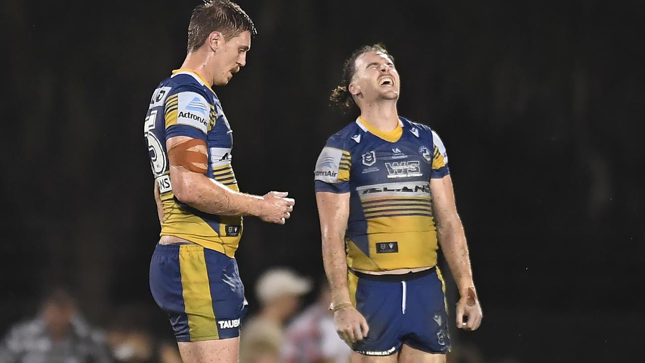 Eels players Shaun Lane and Clint Gutherson react after the defeat (Photo by Albert Perez/Getty Images)