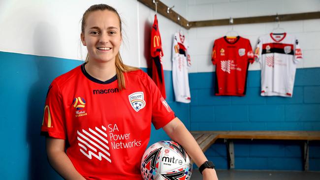 Reigning champion Adelaide City has re-signed Adelaide United winger Isabel Hodgson following her US college stint. Picture: Dean Martin