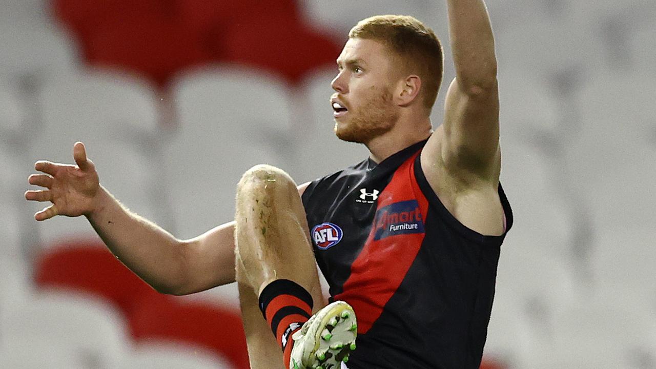 AFL Round 21. Western Bulldogs vs Essendon at Marvel Stadium, Melbourne. 08/08.2021. Peter Wright of the Bombers kicks a goal during the 3rd qtr. . Pic: Michael Klein