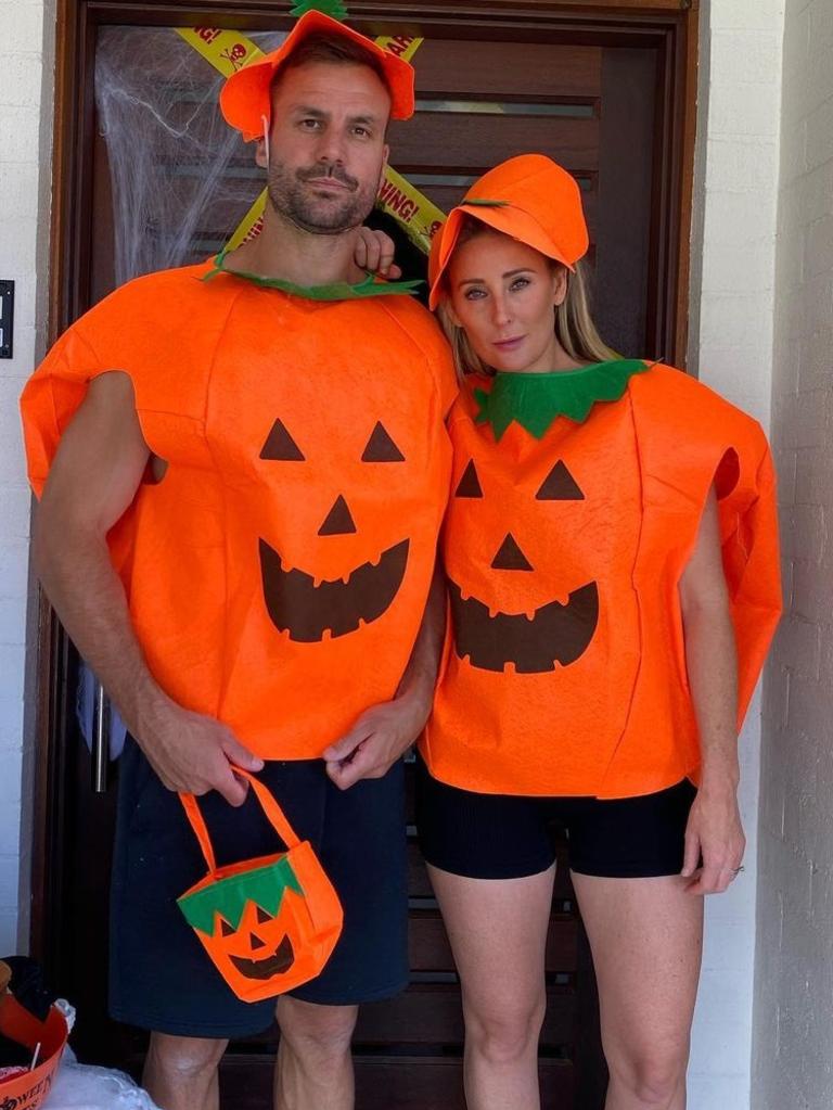 Liz Cambage, Paige Spiranac wear revealing Halloween costumes The