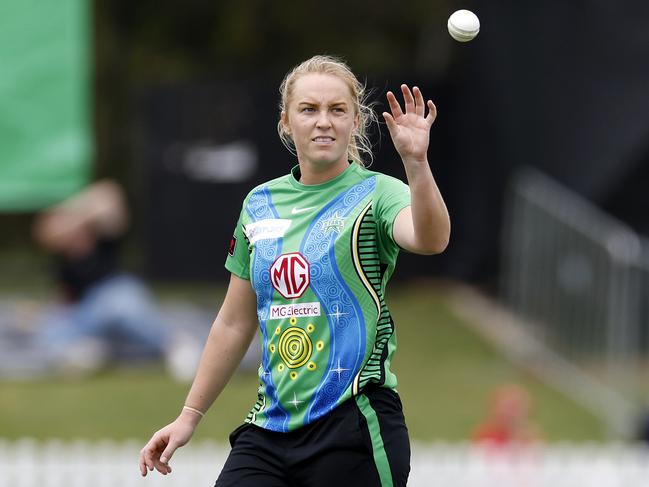 MELBOURNE, AUSTRALIA - NOVEMBER 13: Kim Garth of the Stars is pictured during the Women's Big Bash League match between the Melbourne Stars and the Melbourne Renegades at CitiPower Centre, on November 13, 2022, in Melbourne, Australia. (Photo by Jonathan DiMaggio/Getty Images)