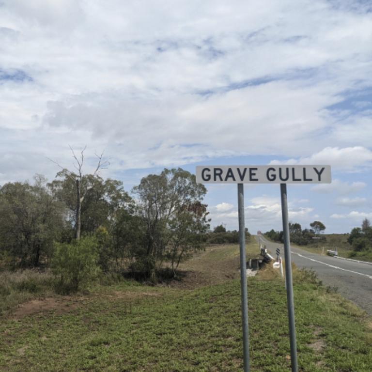 The scene of the fatal crash at Grave Gully, south of Mackay, where three people died, including a two-year-old boy. Picture 7 News via Twitter.