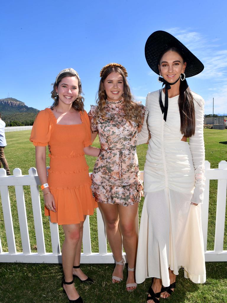 2YO Family Race day at Cluden Park. Sarah Ridley, Kimberly Emme and Jacqui Payne. Pictrue: Evan Morgan