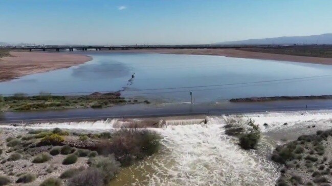 Salt River bed sees lots of water as SRP conducts dam releases | news ...