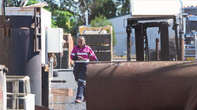 Fire, police and ambulance were called to a worksite in Pinelands after reports of an explosion. A male worker was injured in the blast at a fuel tank repair facility. NT WorkSafe are investigating the incident. Picture: Che Chorley