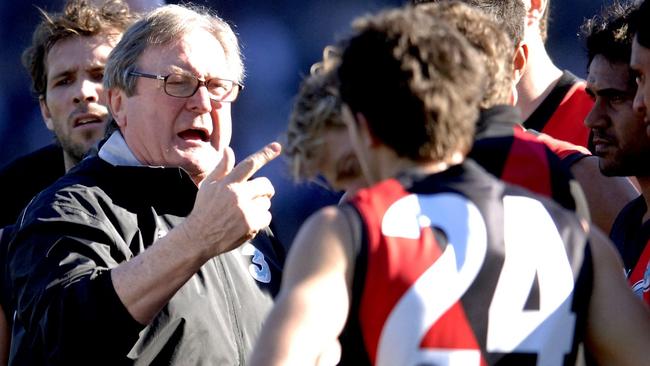 12/08/2007 LIBRARY: 12/08/2007.  Essendon Coach Kevin Sheedy addresses his team at quarter time. Fremantle v Essendon at Subiaco Oval in Perth.