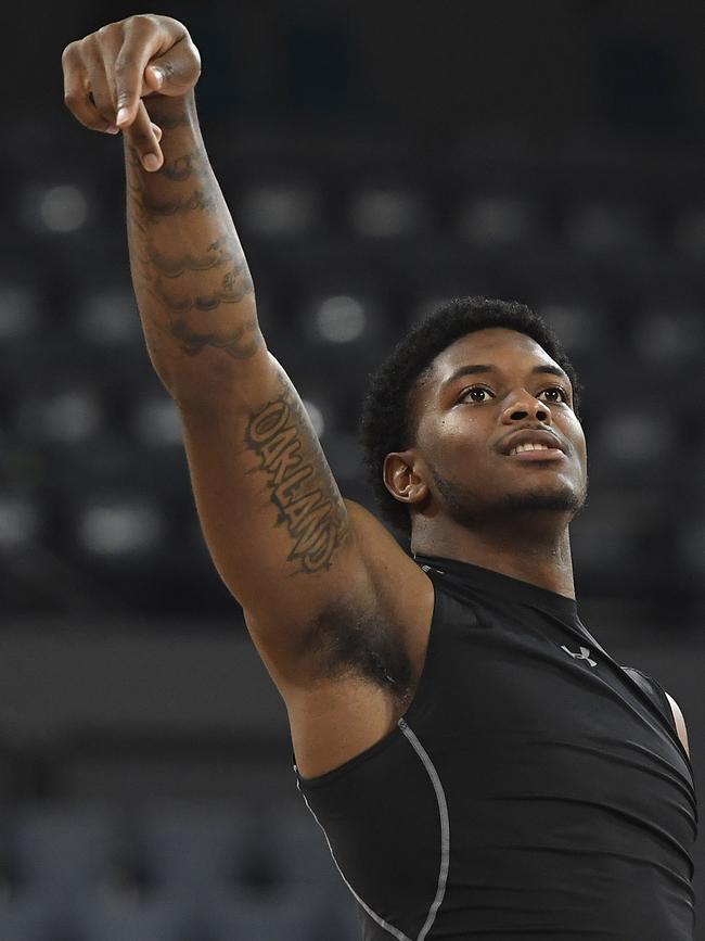 CAIRNS, AUSTRALIA – JANUARY 03: Cameron Oliver of the Taipans warms up before the start of the round 14 NBL match between the Cairns Taipans and the Brisbane Bullets at the Cairns Convention Centre on January 03, 2020 in Cairns, Australia. (Photo by Ian Hitchcock/Getty Images)