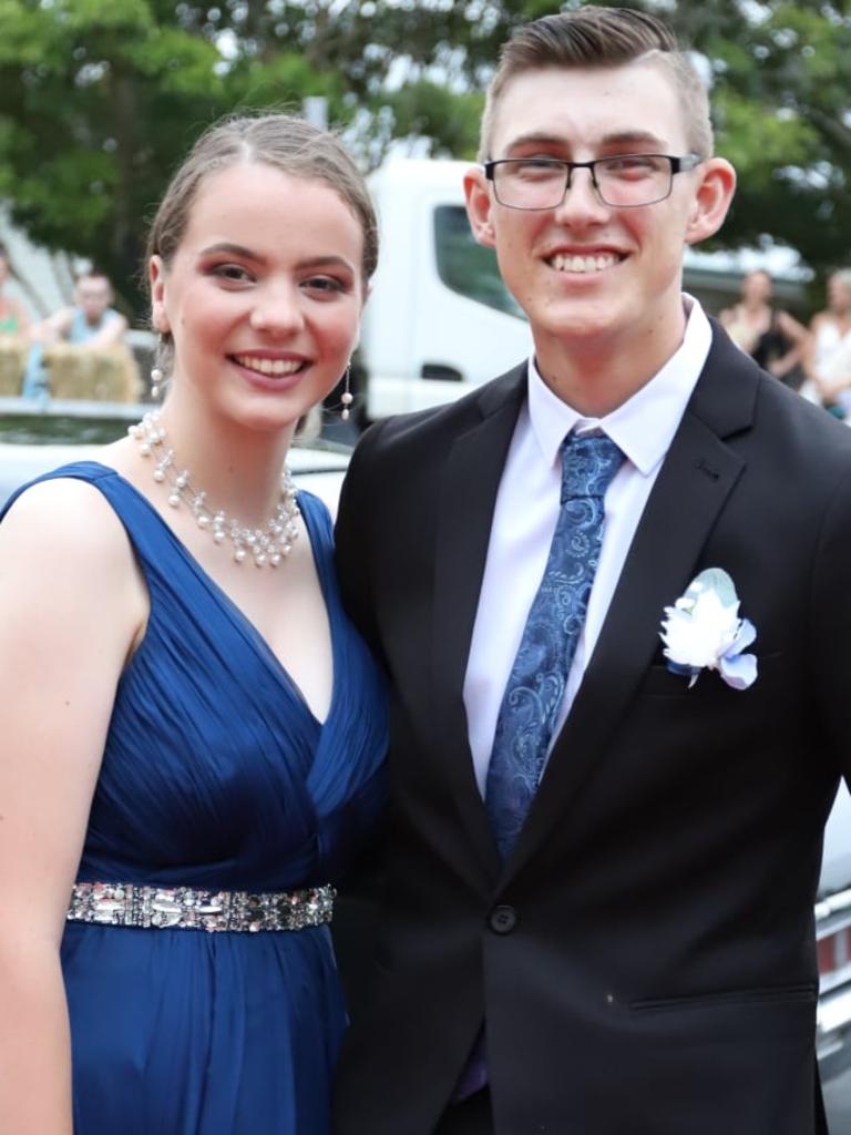 GALLERY: Stunning photos of James Nash State High School formal | The ...