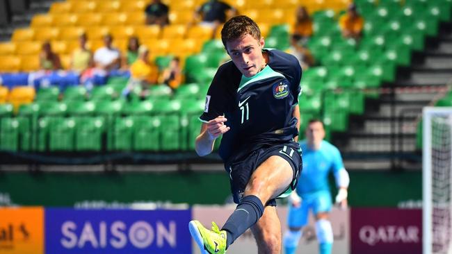 Futsalroos player Ethan De Melo will play for NSW Thunder in Melbourne next week.