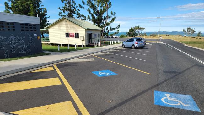 The disability parking bay next to the public amenities at Emu Park near the boat ramp.