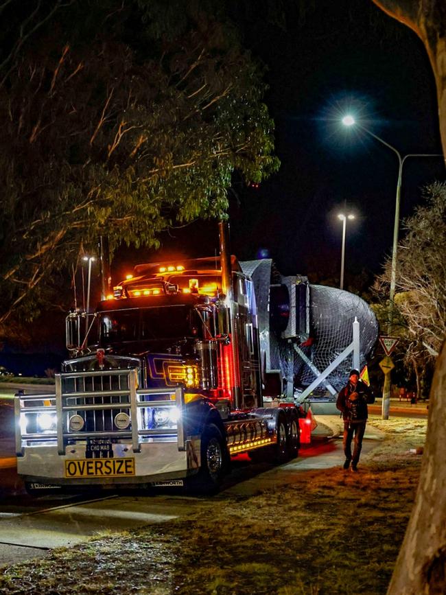 Ouroboros arriving to Canberra.