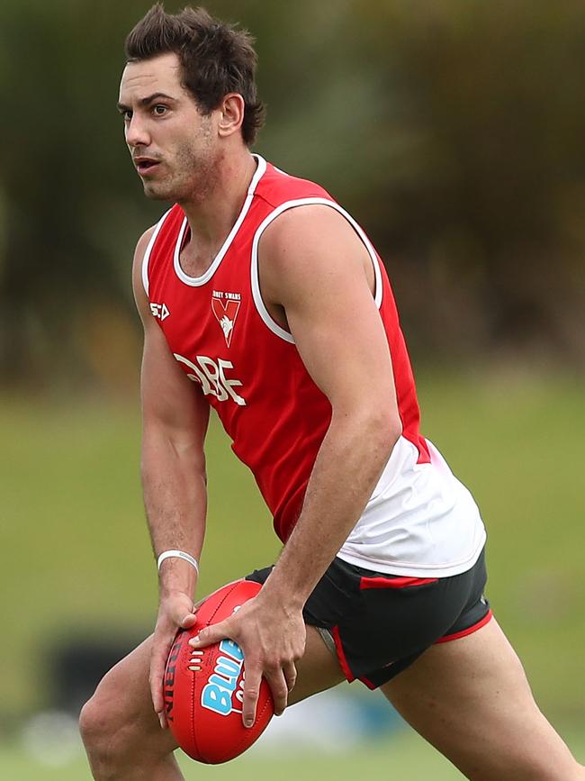 Daniel Menzel in action at Sydney training.