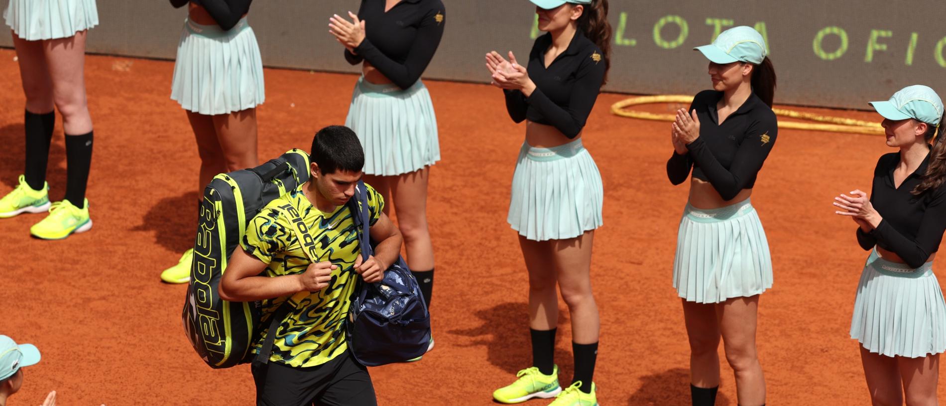 Tennis news 2023 Madrid Open controversy, models used as ballkids, outfits, reaction