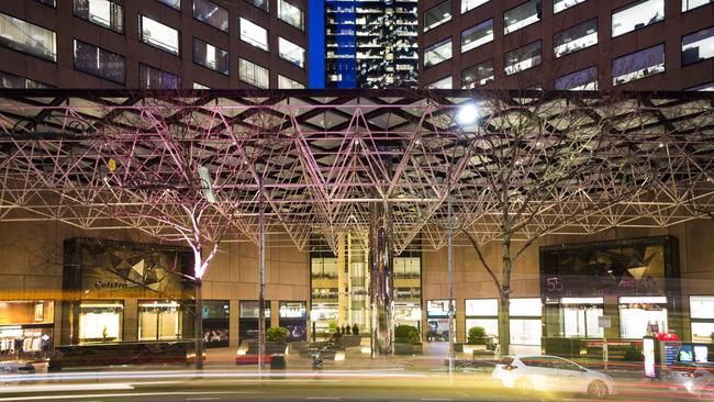 AWOF is comprised of 11 prime grade assets mainly in Sydney and Melbourne, including Collins Place.