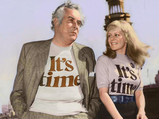 Gough Whitlam, Prime Minister of Australia (1972-1975), election campaign 1972.