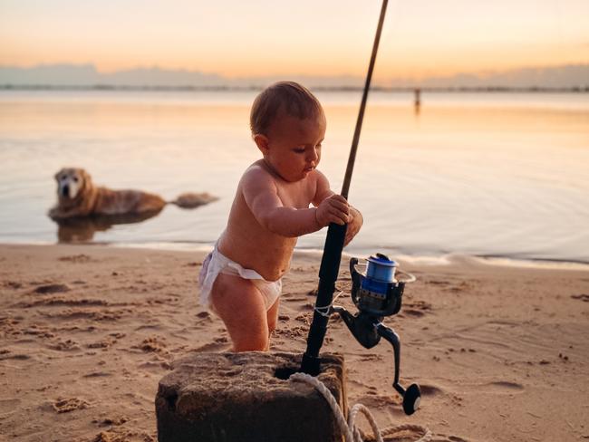 READER SUMMER COMP PIXTayhla Cheep0421050016Fishing at Lake Boga