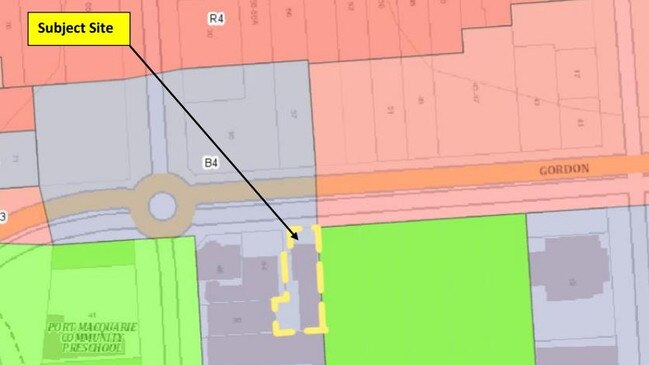 The land zoning of the site, including B4 (Mixed Use) which extends beyond 42 Gordon St and on to three of the four roundabout corners.