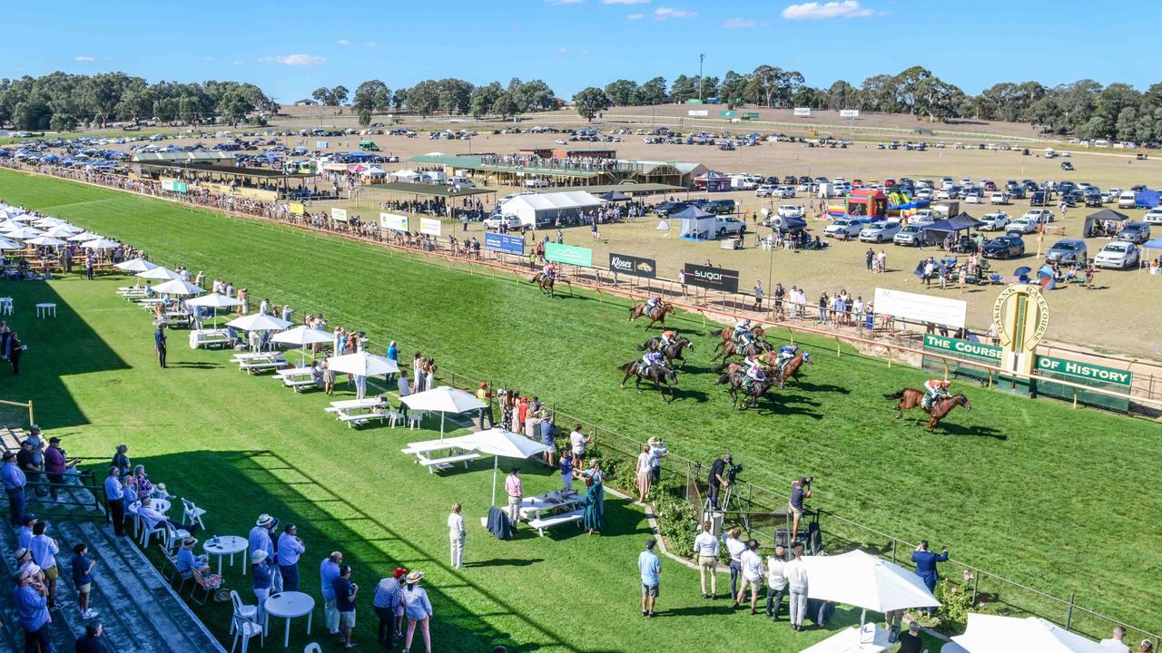 Oakbank Racing Club