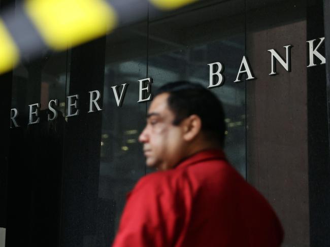 Signage at the Reserve Bank of Australia (RBA) building in Sydney, Australia, on Thursday, April 20, 2023. Australia's central bank should set up an expert policy board, hold fewer meetings and give press conferences explaining its decisions, according to recommendations from an independent review that would align it. Photographer: Brendon Thorne/Bloomberg