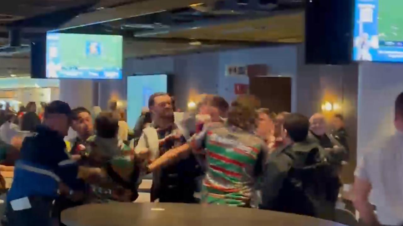 Video: A brawl erupts between Sydney Roosters and South Sydney ...