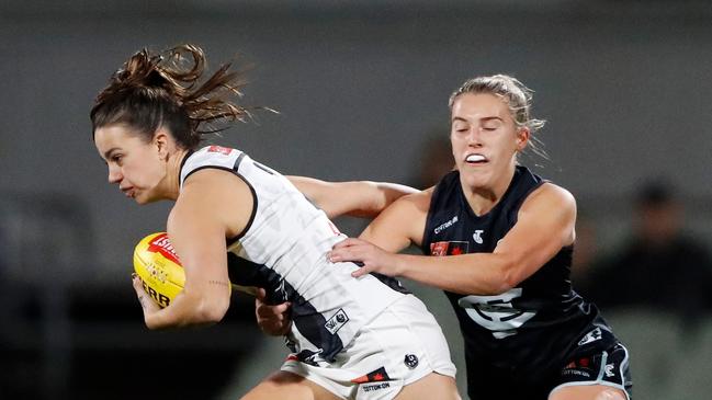 Chloe Molloy has joined the Swans. Picture: Dylan Burns/AFL Photos via Getty Images