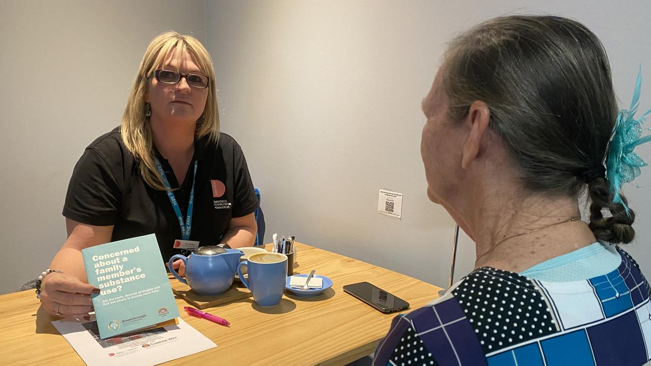 Drug Arm family support facilitator Tess Heming (left) with Sue Williams. Picture: Rhylea Millar