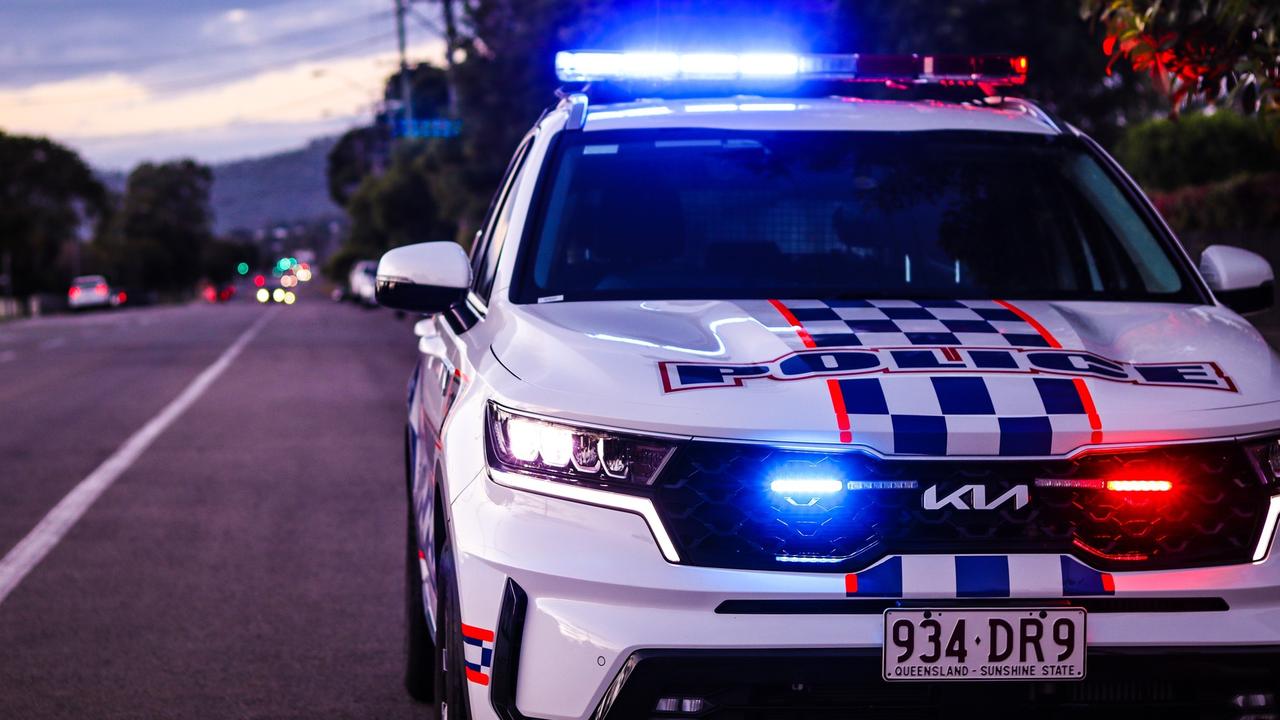 Three people on the run after break-in at Gold Coast tobacconist