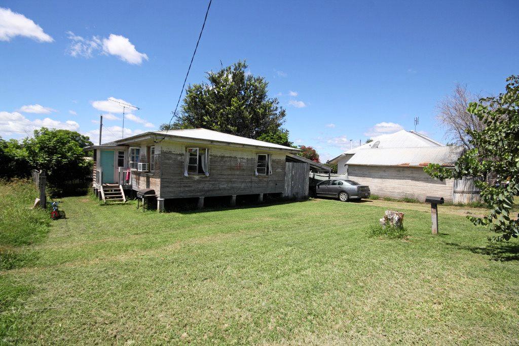 21-23 Golden Spur St, Eidsvold. Picture: Contributed