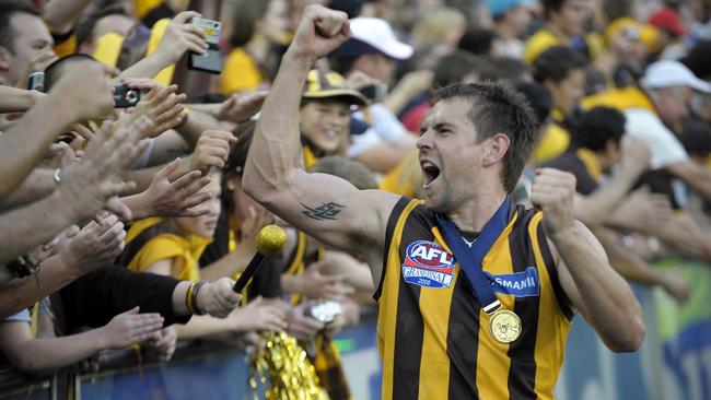 AFL Finals best player award: Sam Mitchell, Scott Pendlebury on list ...