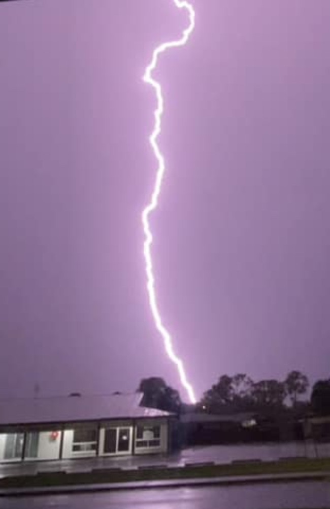 63,500 lightning strikes hit the Mackay region last night. PHOTO: Henry Moggs